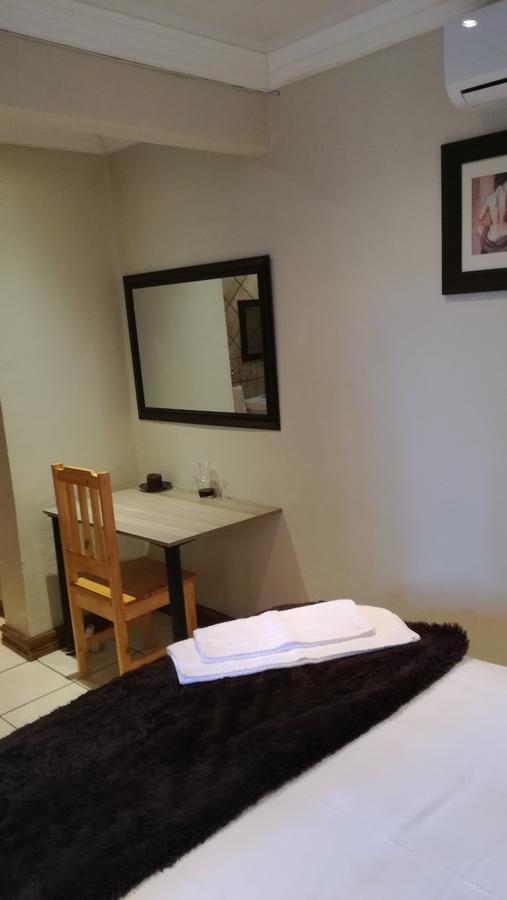 Bed and Breakfast Giardino a 194 Welkom Esterno foto